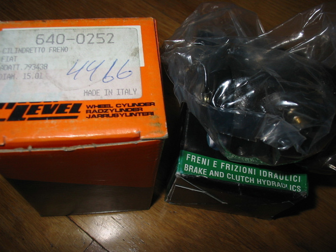 Takajarrusyl Fiat Tipo ja Uno 15,01mm 2 KPL UUDET