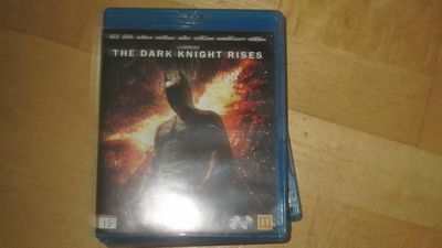 THE DARK KNIGHT RISES 2-DISC