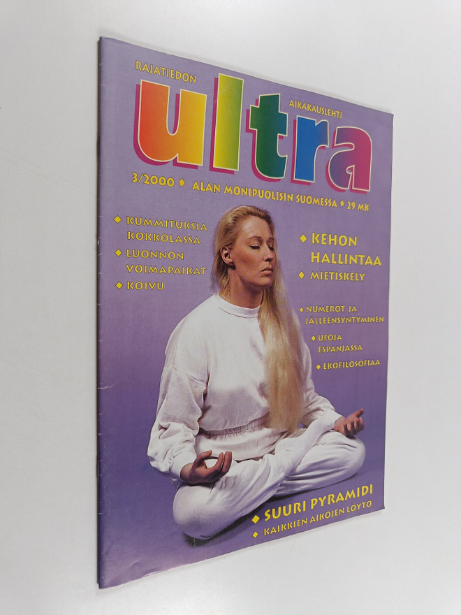 Ultra 3/2000: Rajatiedon aikakauslehti