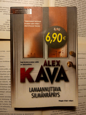 Alex Kava - Lamaannuttava silmänräpäys (nid.)