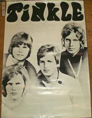 Tinkle yhtyeen vanha keikkajuliste (Sis.pk:t)