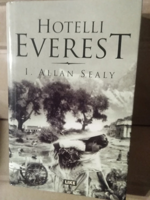 I. Allan Sealy: Hotelli Everest