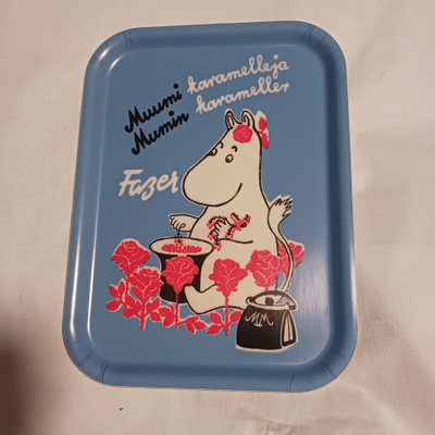 Fazer Muumikaramelleja tarjotin