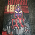 Edward Lee - Minotauress - pikkukuva 1