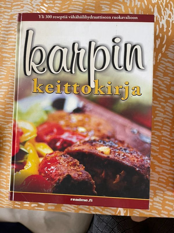 Keittokirjat kaikki yhdessä