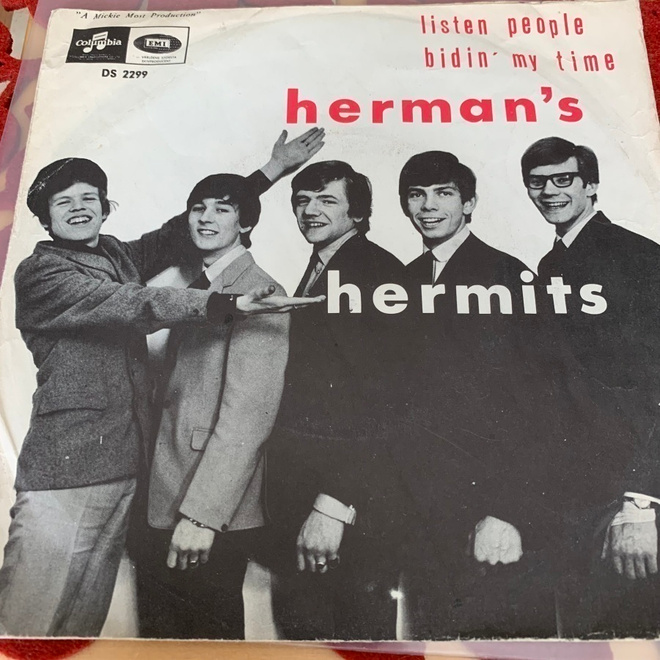 HERMAN’s HERMITS: Listen People * Bidin’ My Time * SWE 1966