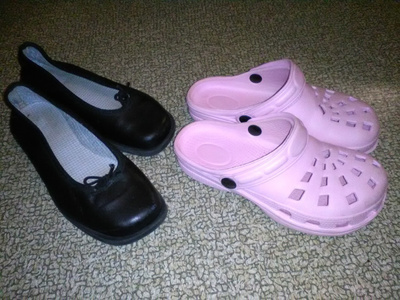 Tyttöjen juhlakengät koko 33 + Crocsit 32