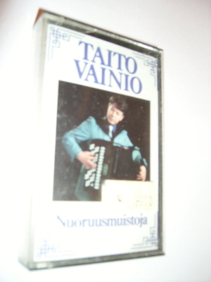 TAITO VAINIO - Nuoruusmuistoja C-kasetti (Sis.postikulut)