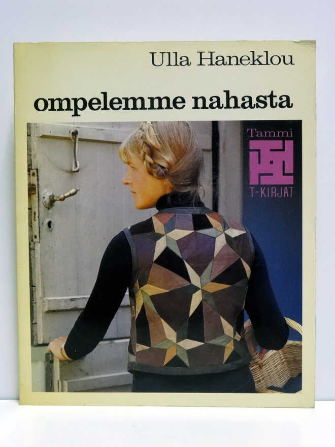 Ulla Haneklou: Ompelemme nahasta (1.p)