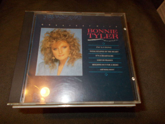 CD BONNIE TYLER ** GREATEST HITS **
