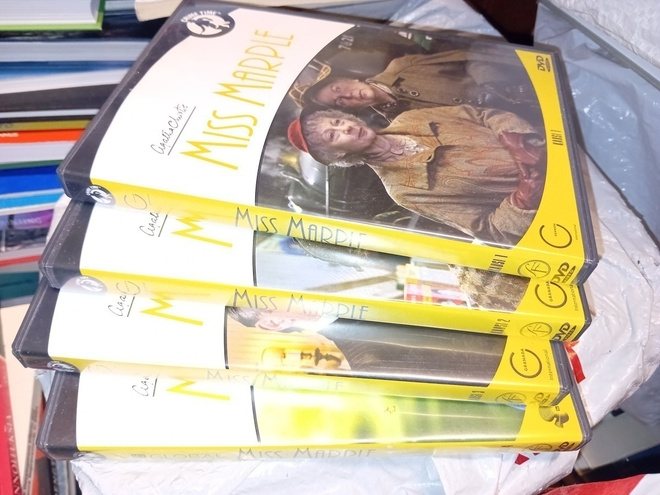Dvd Miss Marple kausi 1-4 ( SIS POSTIKULU  )