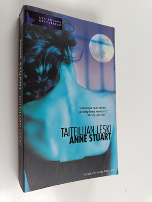 Anne Stuart : Taiteilijan leski : romanttinen trilleri