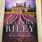 Lucinda Riley: Valo ikkunassa. 2023. 1.p. - pikkukuva 1