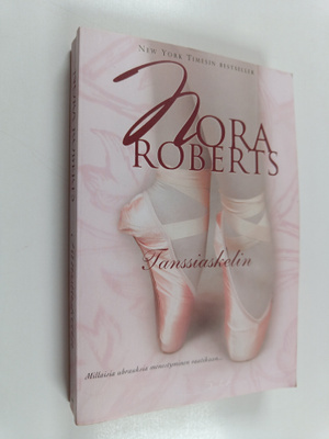 Nora Roberts : Tanssiaskelin