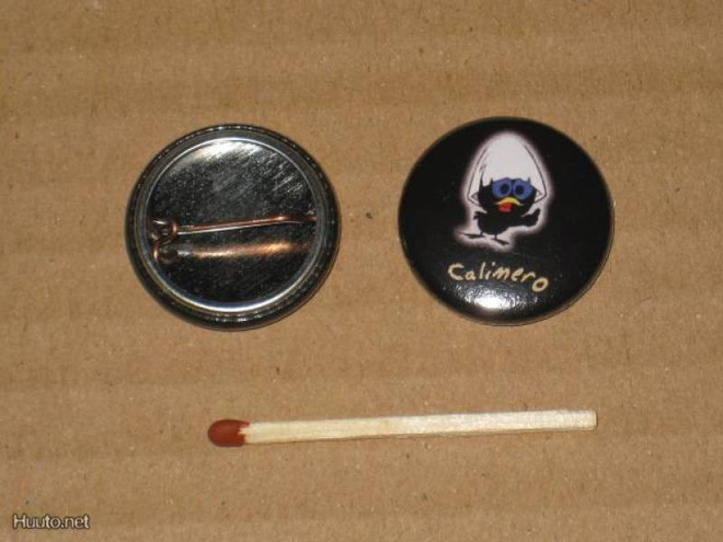 Calimero rintanappi 1" (k1)