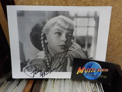 PATTY MCCORMACK NIMIKIRJOITUS KUVASSA