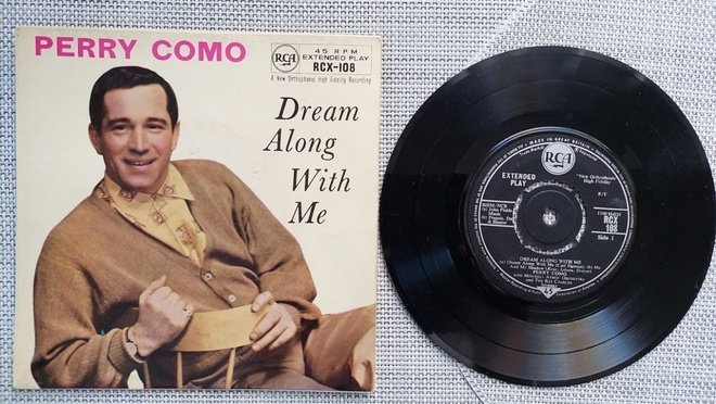 7" Perry Como: Dream A Long With Me