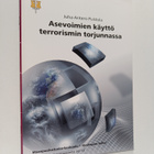Juha-Antero Puistola : Asevoimien käyttö terrorismin torj... - pikkukuva 1
