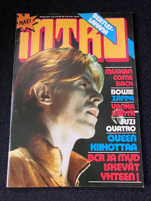 Intro 4/76 plus Beatles juliste