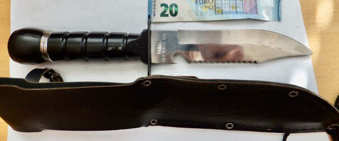 VANHA Rambo Puukko Veitsi 420 Kompassilla