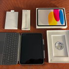 Apple iPad 11” A16 128Gt -25 + Logitech Combo Touch + Crayon - pikkukuva 3