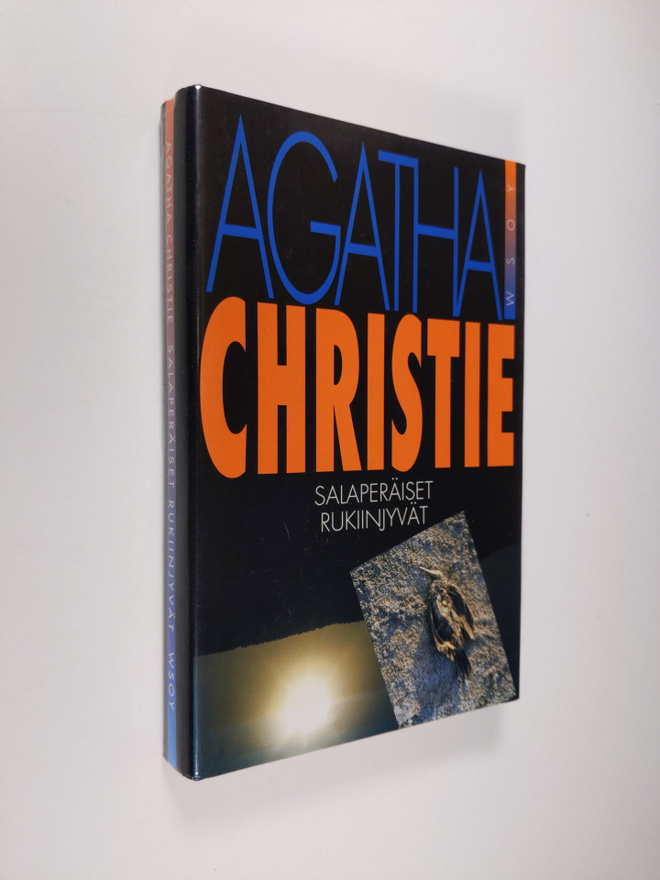 Agatha Christie : Salaperäiset rukiinjyvät