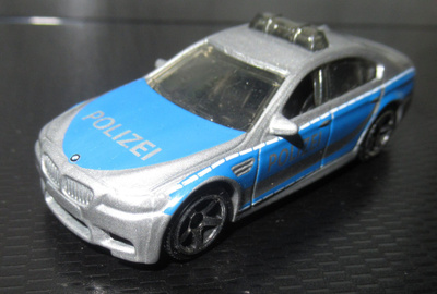 BMW M5 Police Mattel 2014 1:64 Auton Pienoismalli