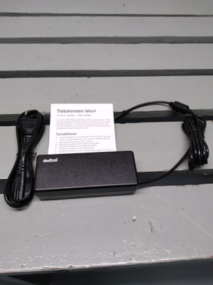 Exidel laptop charger / tietokoneen laturi