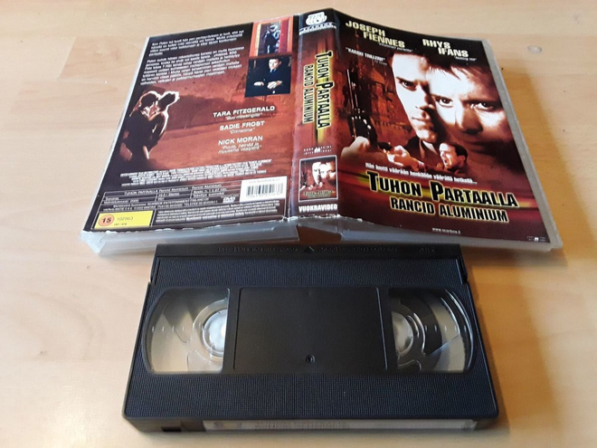 Rancid Aluminium/Tuhon Partaalla - SF VHS (Scanbox)