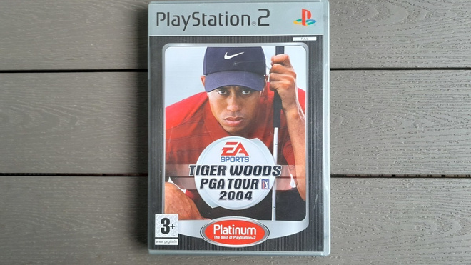 PS2: Tiger Woods PGA Tour 2004 peli