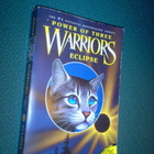 Erin Hunter: Warriors, Power of Three 4: Eclipse (Sis.pk:t) - pikkukuva 1
