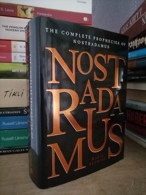 The Complete Prophecies of Nostradamus - Mario Reading