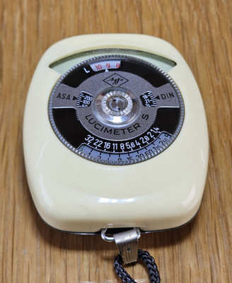 == Agfa Lucimeter S Light Meter
