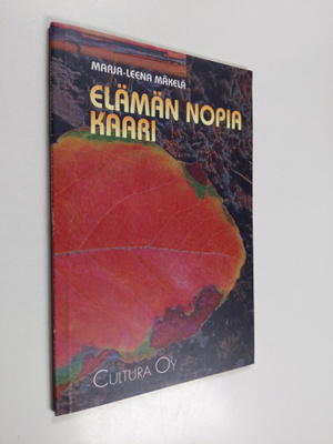 Marja-Leena Mäkelä : Elämän nopia kaari : kirjastonaisena