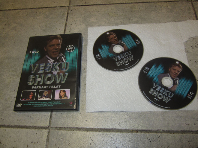 Vesku Show Parhaat palat - hienokuntoinen tupla DVD