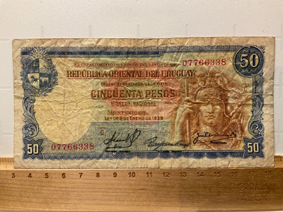 Republica Oriental Del Uruquay 50 Pesos 1952
