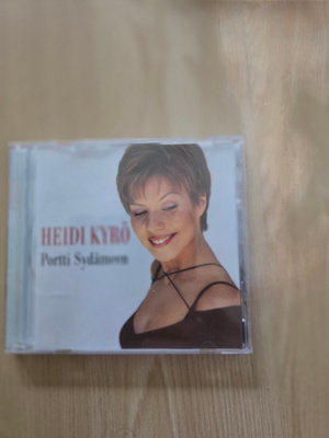 Heidi Kyrö - Portti sydämeen