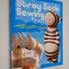 Antoine B. Daniel : Stray sock sewing : making one-of-a-k... - pikkukuva 1
