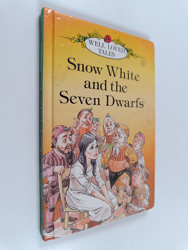 Vera Southgate : Snow White and the seven dwarfs