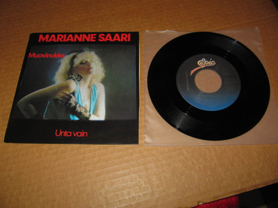 Marianne Saari 7" Muovinukke / Unta Vain, PS v.1985