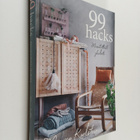 Monica Karlstein : 99 hacks : Massatuotteista yksilöitä - pikkukuva 1