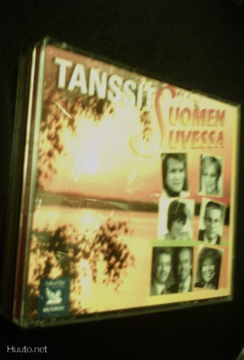 4CD TANSSIT SUOMEN SUVESSA (Valitut Palat) Sis.postikulut