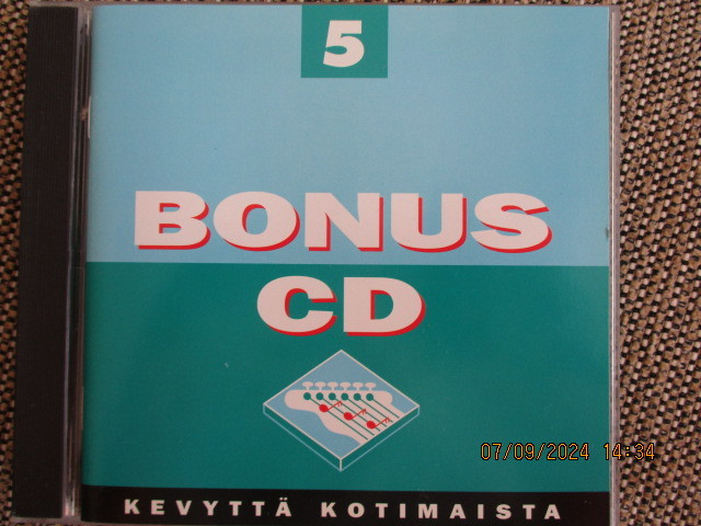 BONUS CD 5 - KEVYTTÄ KOTIMAISTA