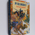 Terry Pratchett : Pyramidit - pikkukuva 1