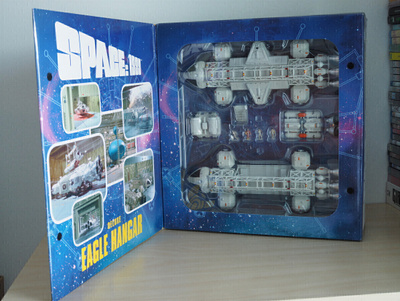 Space 1999 - DELUXE EAGLE HANGAR