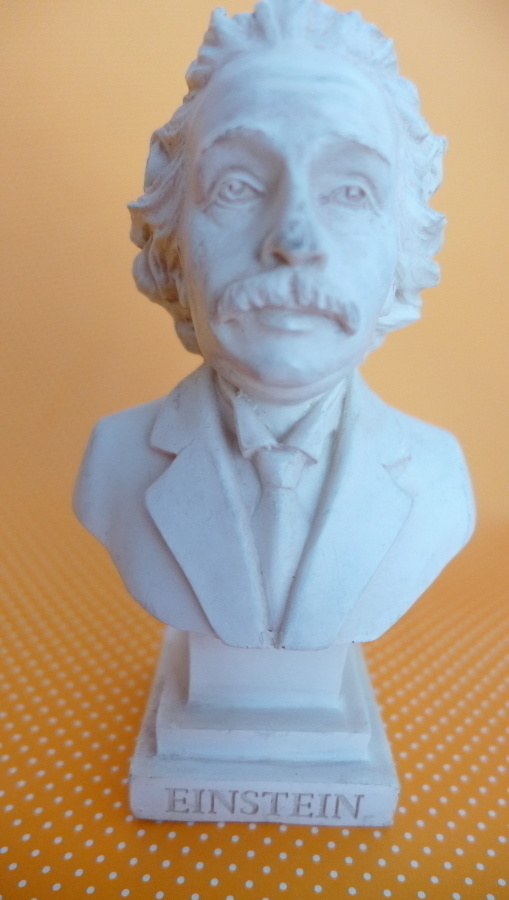Rintapysti Einstein korkeus  11cm