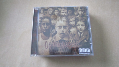 Korn – Untouchables