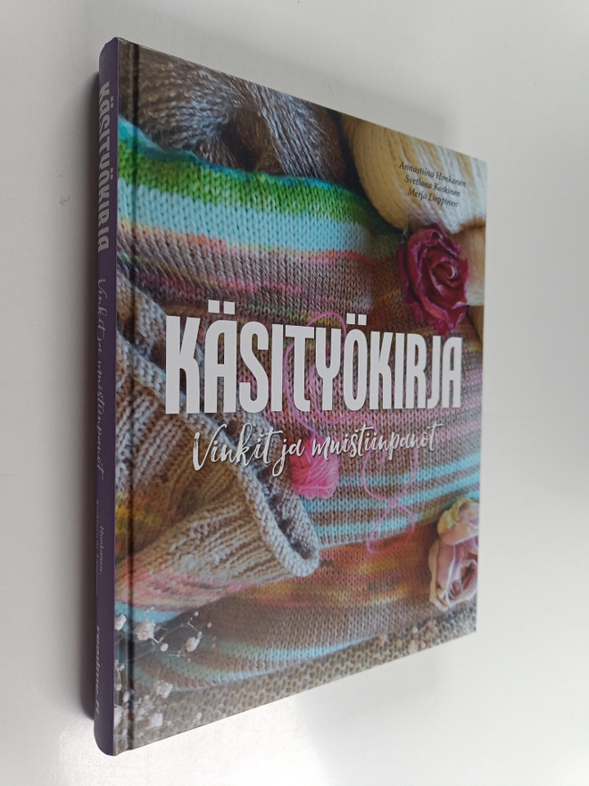 Merja Lieppinen ym. : Käsityökirja