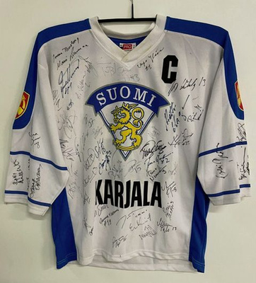 Team Finland SUOMI - KARJALA #09 Paita NIMMAREILLA 52 kpl
