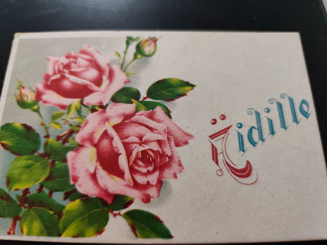 Vanha äitienpäiväkortti